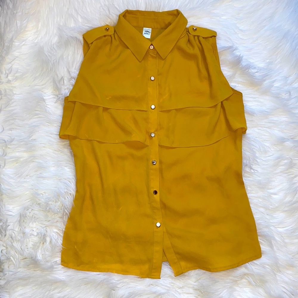 🎉 Mustard Ruffle Blouse - Picture 2 of 9